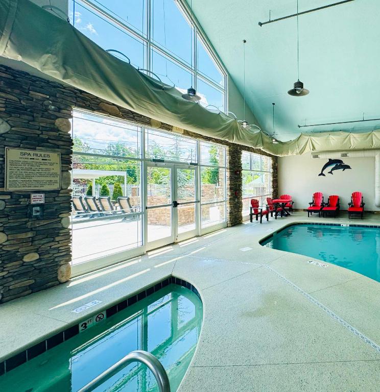 Piscina di The Walden, Trademark Collection By Wyndham o nelle vicinanze