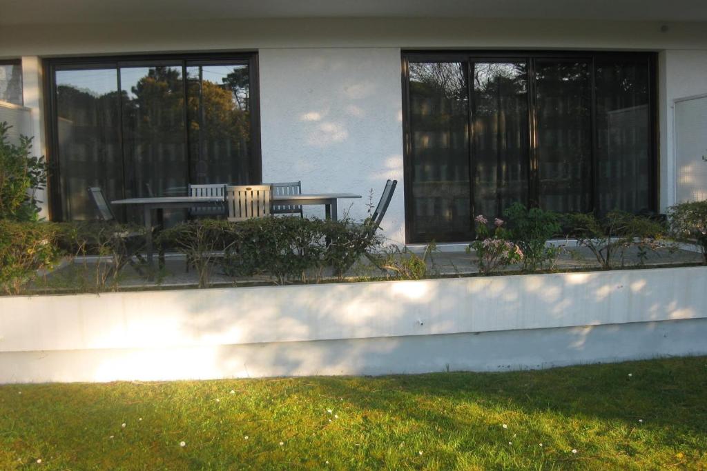 Photo de la galerie de l'établissement Apartment with garden by the sea, à Arcachon