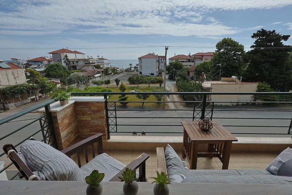 Balkón nebo terasa v ubytování Zeusplace Leptokarya Seaside Apartment