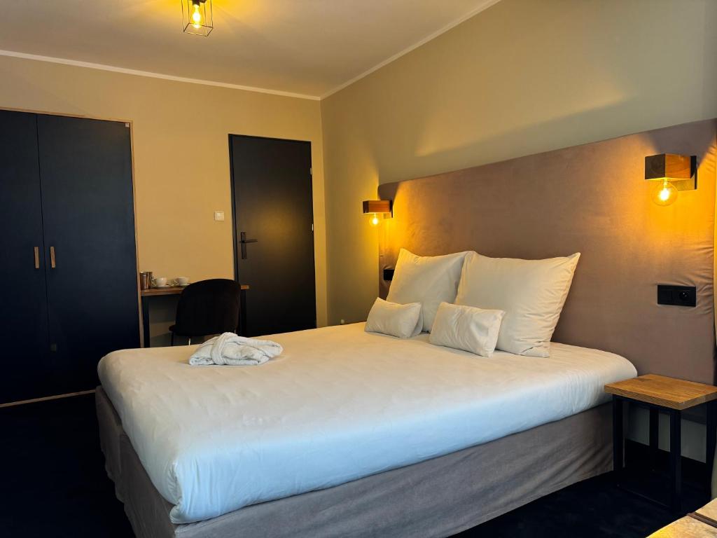 Postel nebo postele na pokoji v ubytování Amber Blue Wellness & SPA