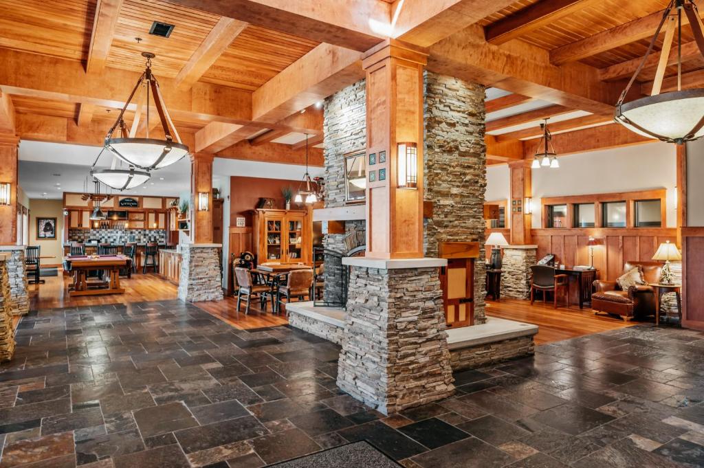 Restaurace v ubytování Tamarack Lodge