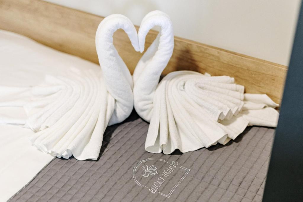 Postel nebo postele na pokoji v ubytování Glamping Lucky House