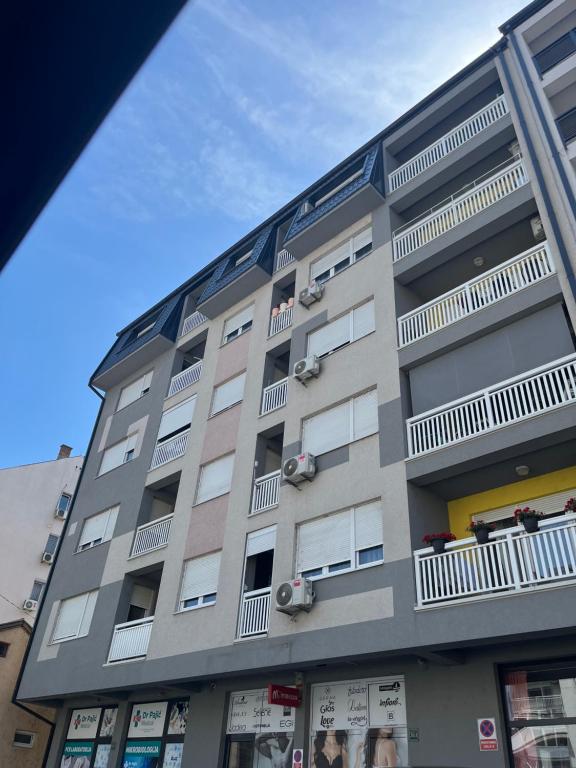 Budova, kde se apartmán nachází