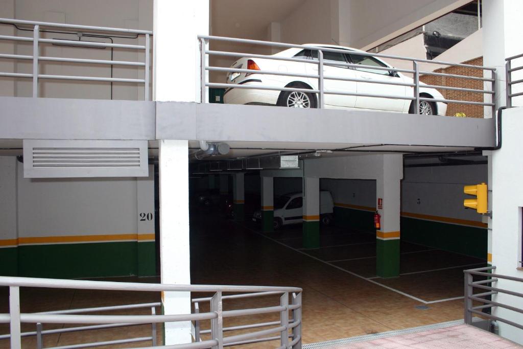 4C Bravo Murillo - Resim 18