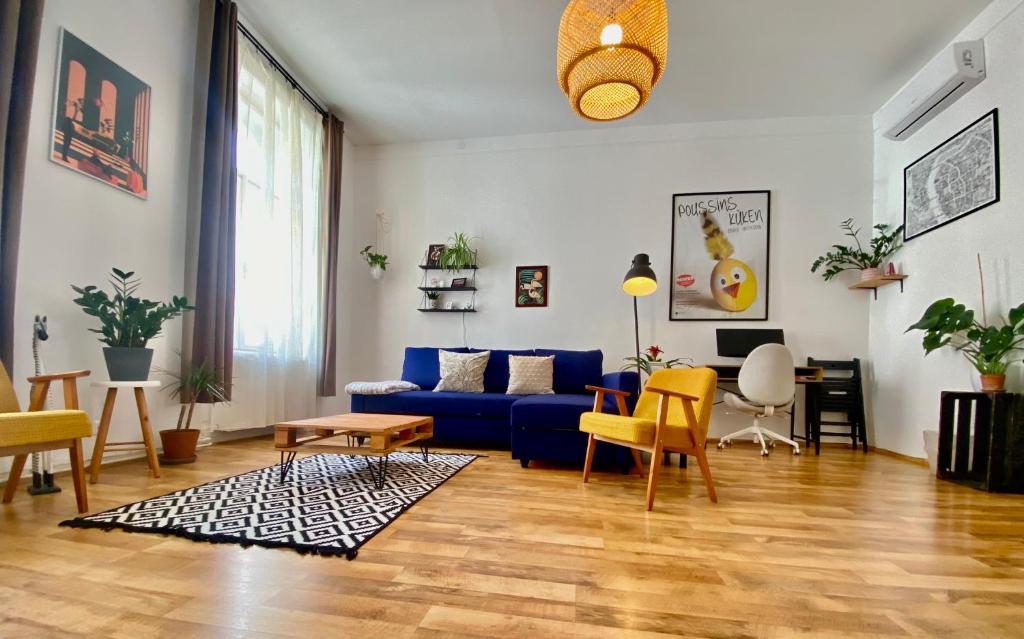 Unique Home with workstation and AC- historical area 1063 Budapest, Bajnok utca 14 kép - 1