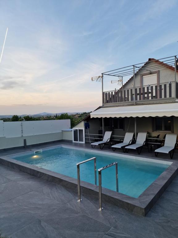 Fotografie z fotogalerie ubytování Dimosthenis house, private pool & sauna v destinaci Vergia