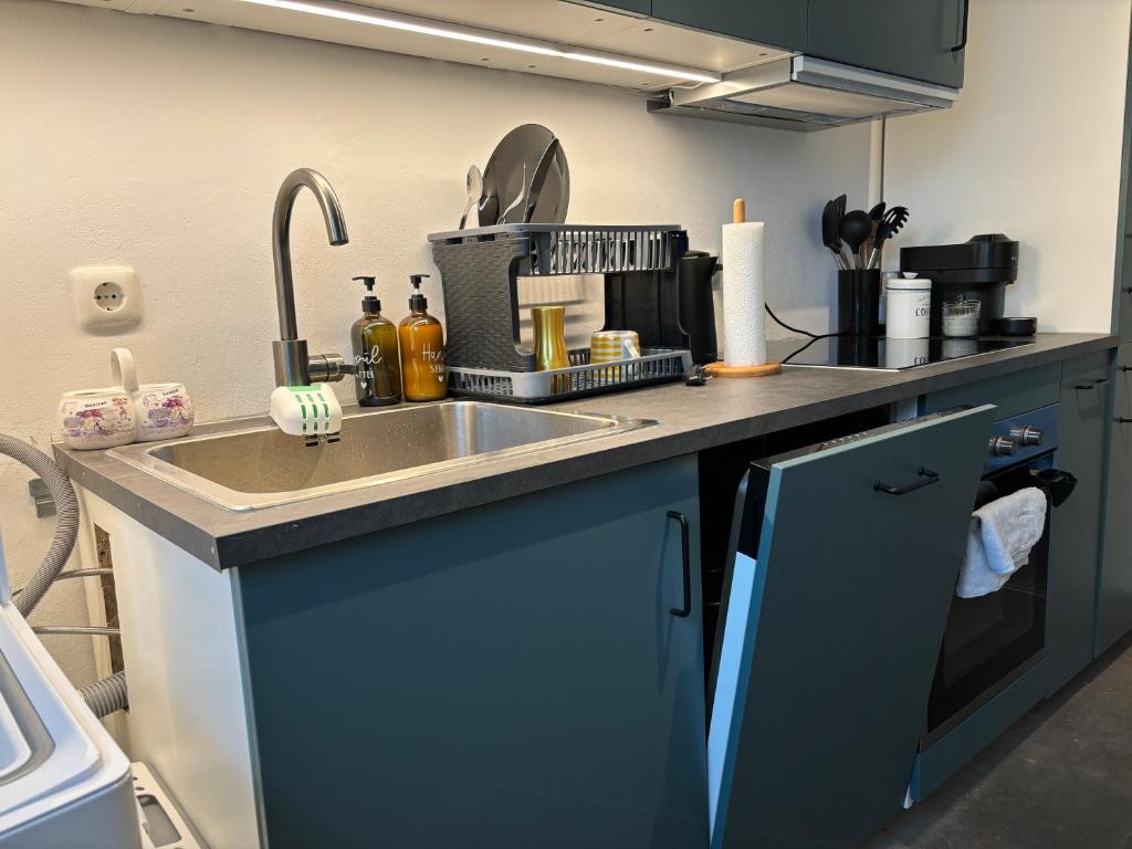 Hive - 3 ZW in Ansbach inkl TV und große Balkon - Appartement Met 2 Slaapkamers