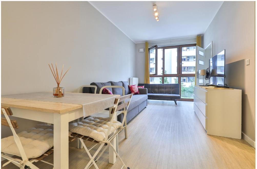 Airport Apartament Bokserska - 5