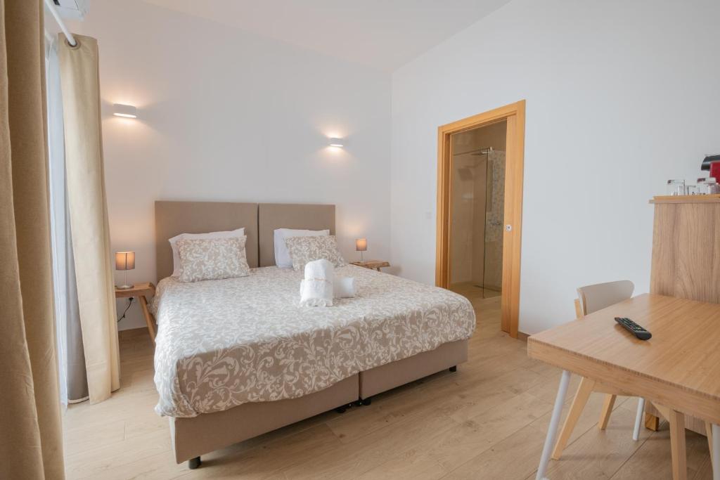 Villa Harbour Rooms & Apartments - 3