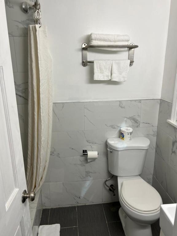 Koupelna v ubytování Cadet Motel