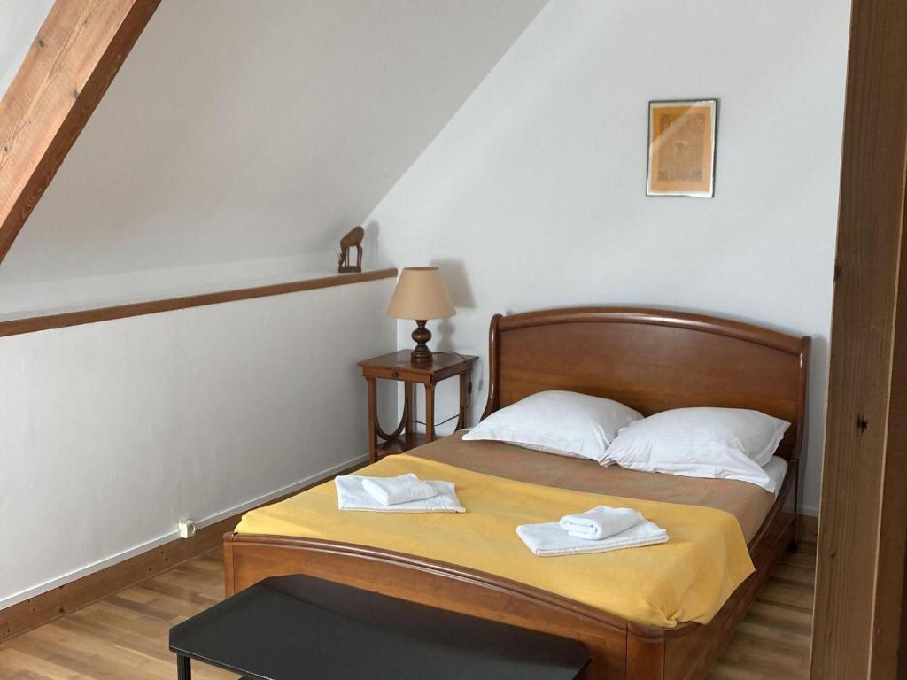 Posteľ alebo postele v izbe v ubytovaní Charming holiday home 3km from Omaha Beach