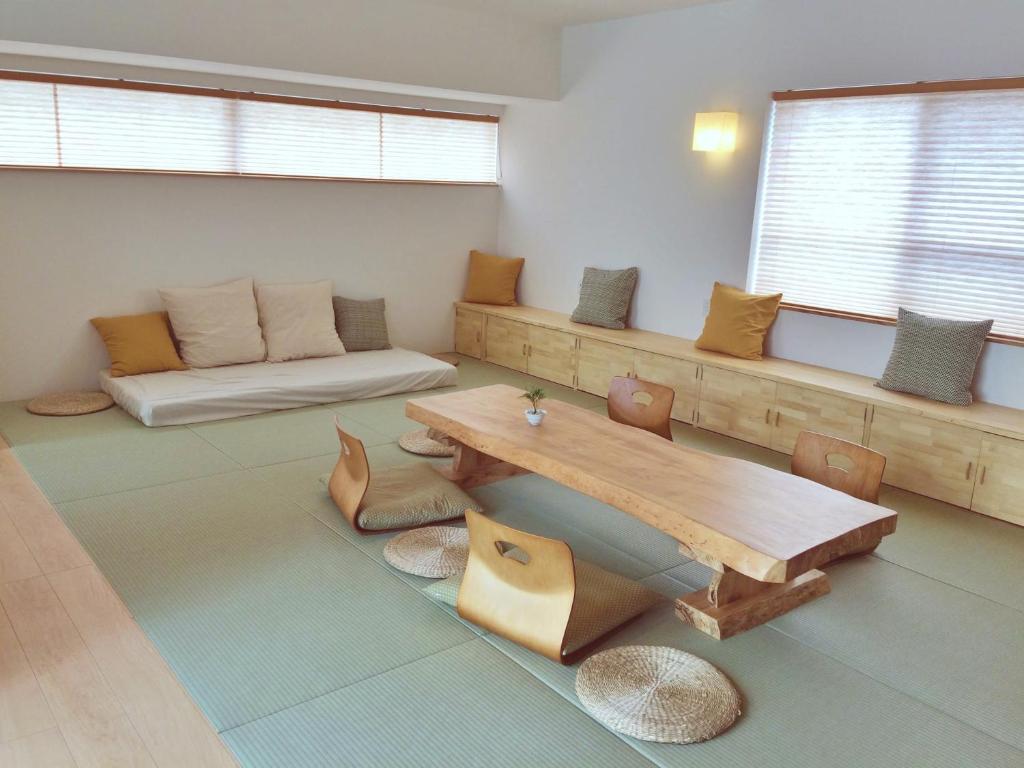 Posezení v ubytování Guest House Ishigaki
