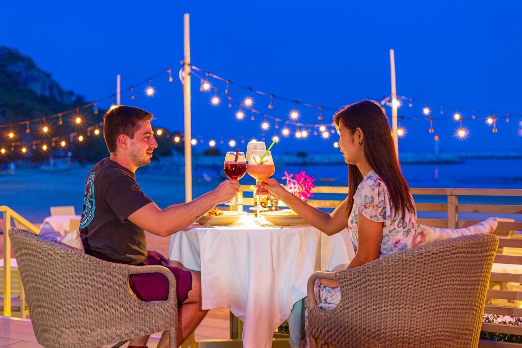 Anantasila Beach Resort Hua Hin - 1