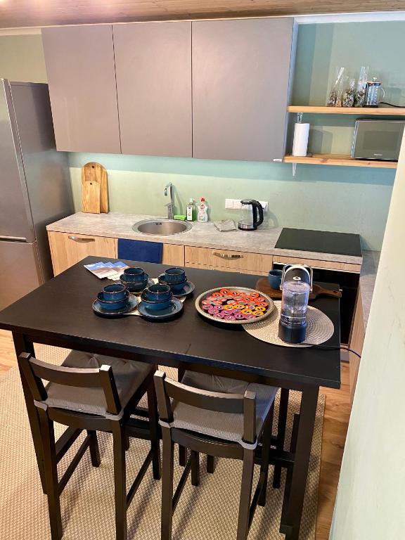 Kuchyň nebo kuchyňský kout v ubytování Karula Stay 3 Room City House