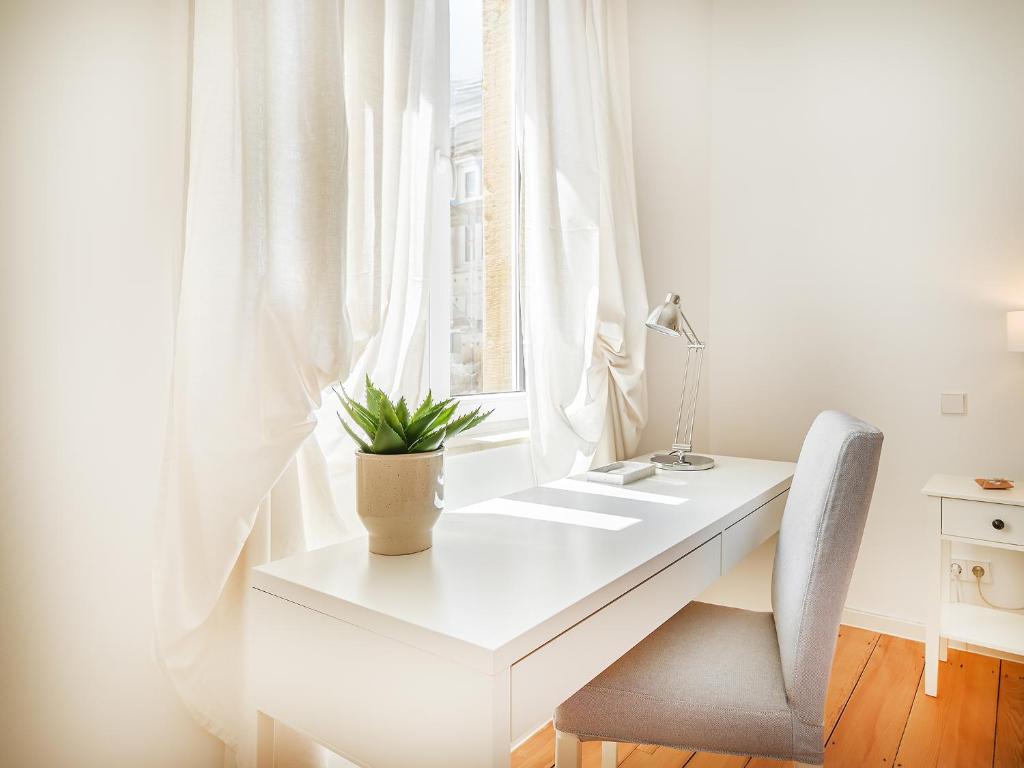 FLAIR Homes - Design Apartments with Smart-TV, Self Check-in & Free Parking - 13