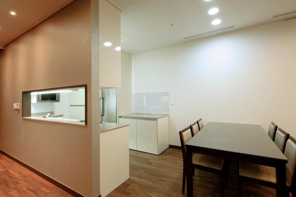 Orakai Insadong Suites - 