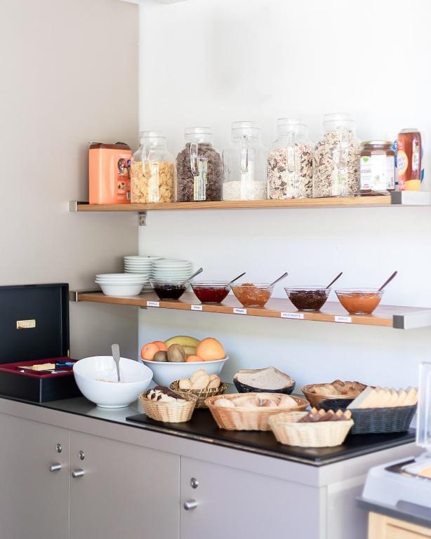 Hôtel Lapeyronie - Resim 26