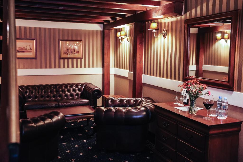 Posezení v ubytování Hotel Diament Bella Notte Katowice - Chorzów