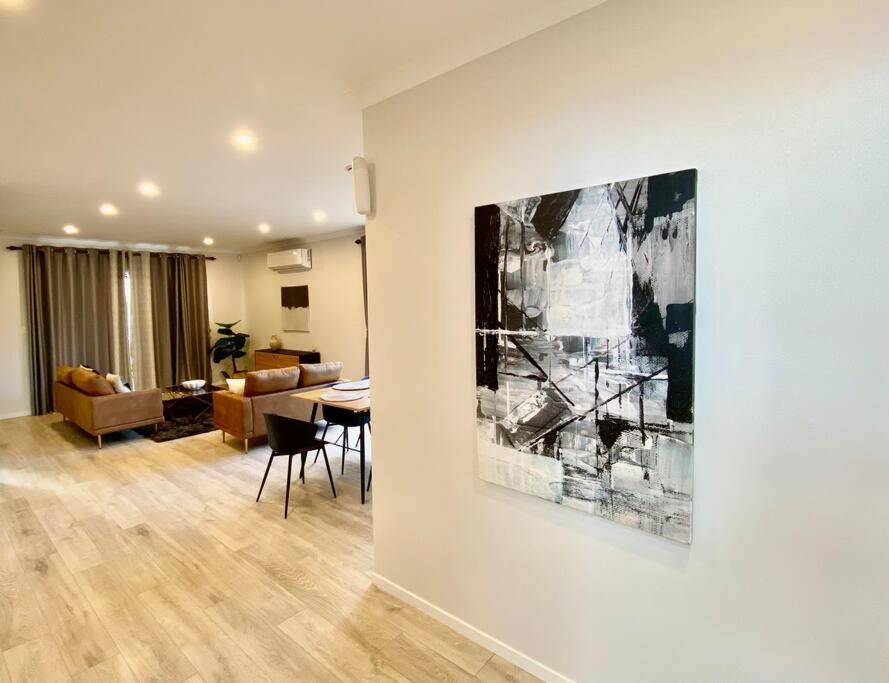 Morden spacious new house - Resim 25