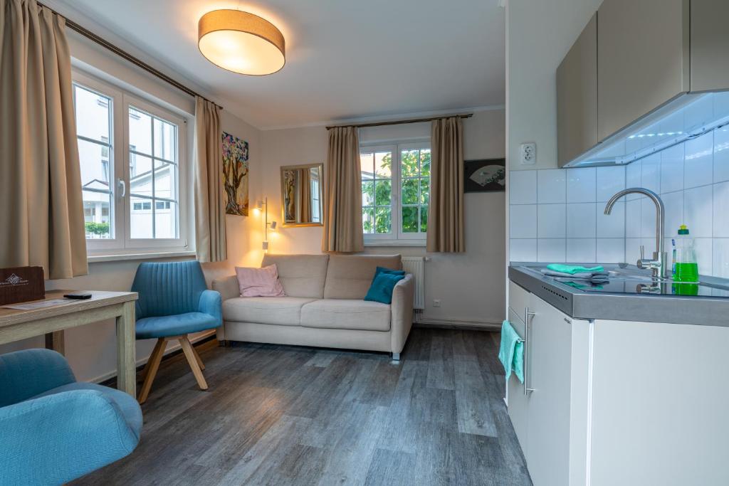 Kuchyň nebo kuchyňský kout v ubytování Hotel Polar-Stern