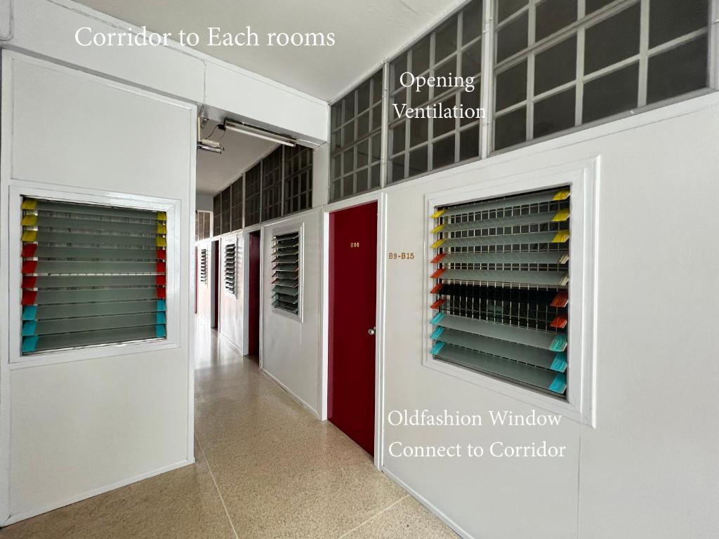 Merry V Guesthouse - Single Room With Shared Bathroom