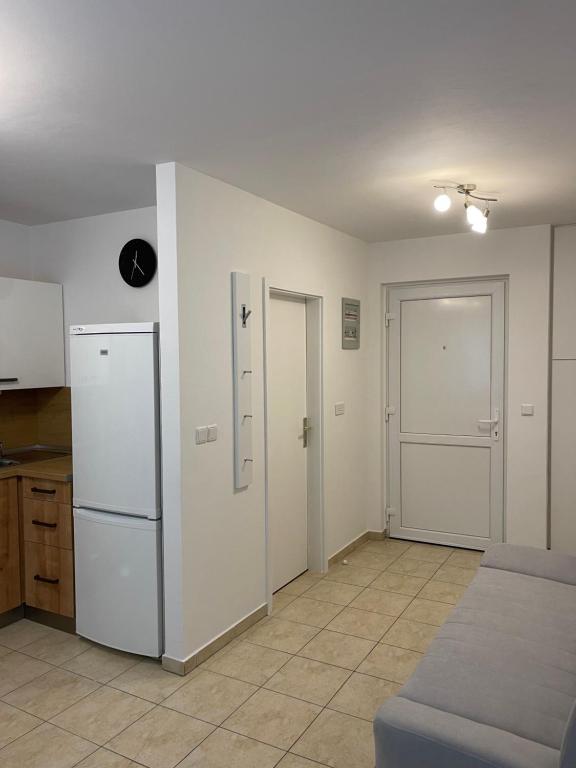 Kuchyň nebo kuchyňský kout v ubytování Apartment Kristian