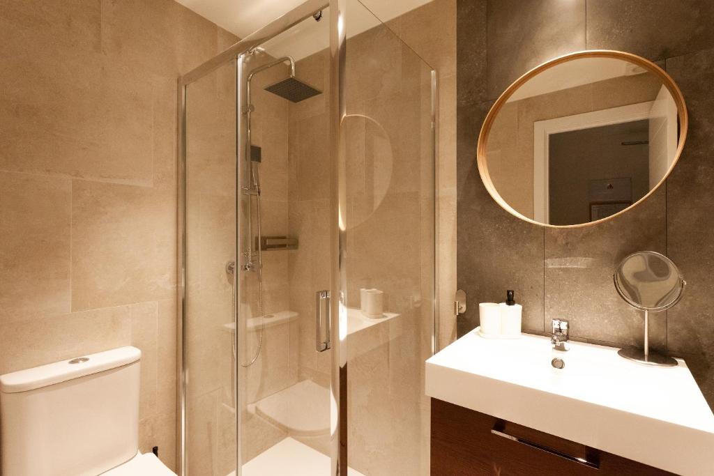 Welldone Sierpes Boutique - Resim 12