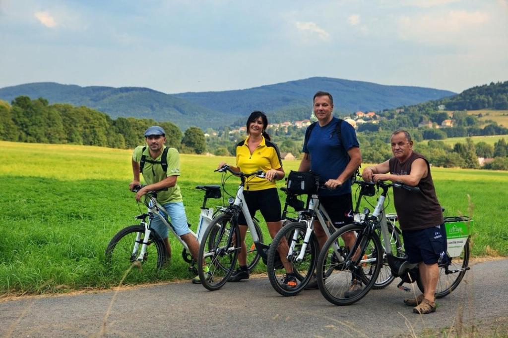 Hosté ubytování Kemp Sluknov- Glamping