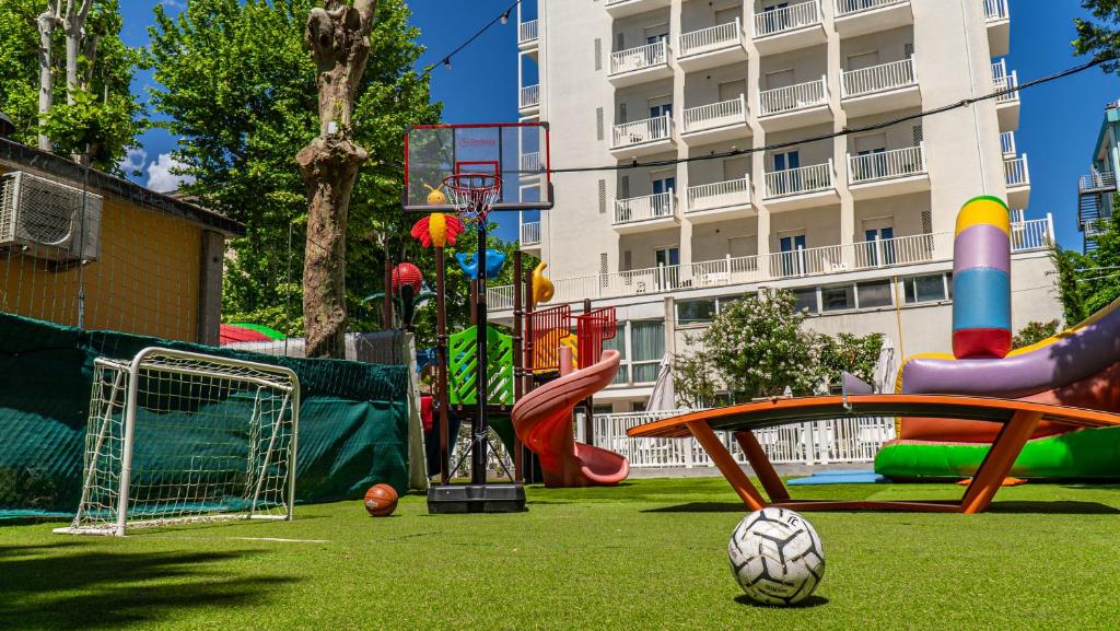 Herní místnost nebo prostor pro děti v ubytování Hotel Aiglon