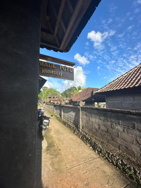 Made Putu homestay - 11