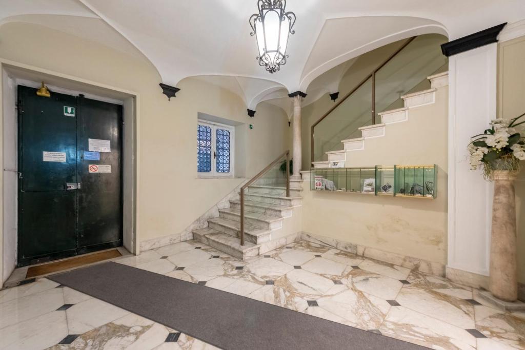 Giannini House Next to Aquarium - Happy Rentals