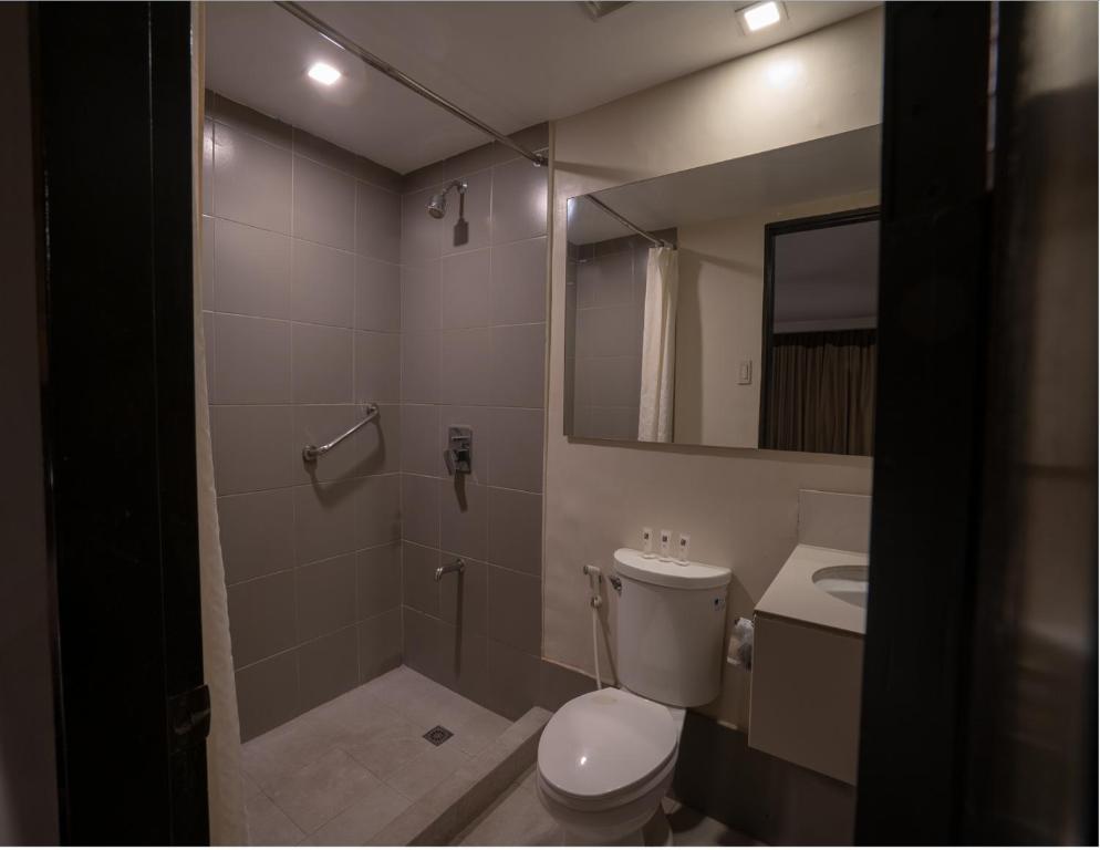 Koupelna v ubytování GT Hotel Jaro