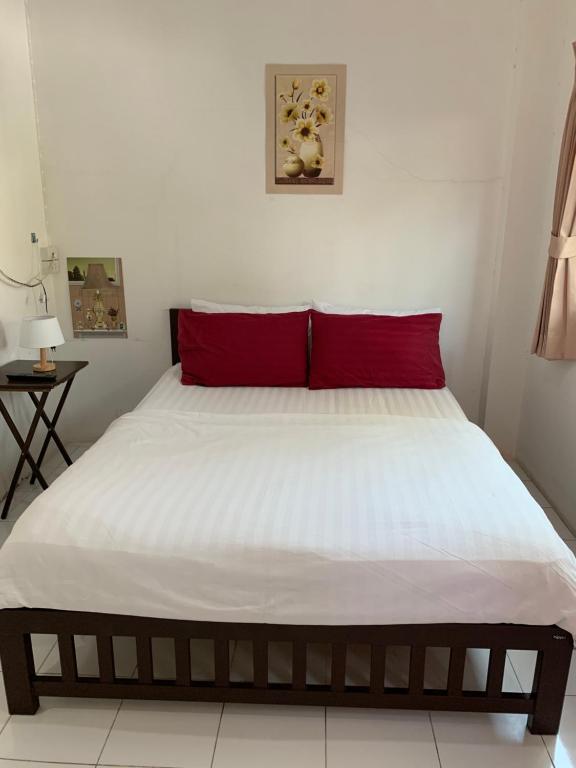 Postel nebo postele na pokoji v ubytování D Heart Homestay