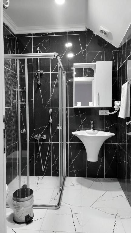 A bathroom at Anemo Suite