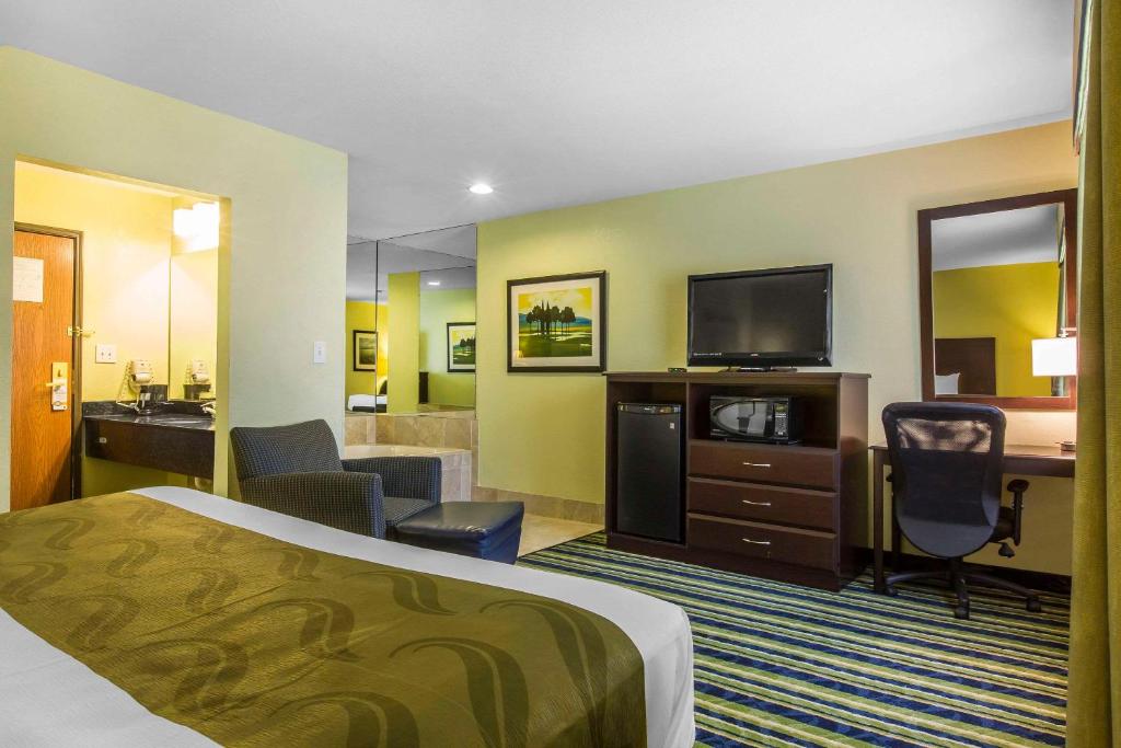 Quality Inn Cedartown - Room King Con Baño De Spa - No Fumadores