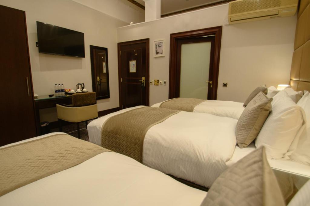 Hyde Park International - Resim 23