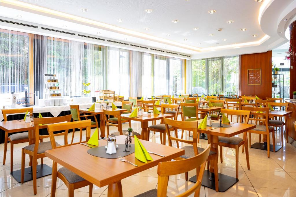 Restaurace v ubytování Hotel Stoiser Graz