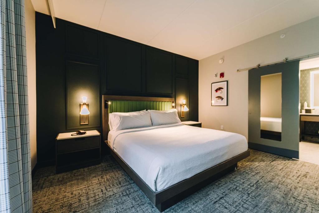 Embassy Suites By Hilton Gatlinburg Resort photo