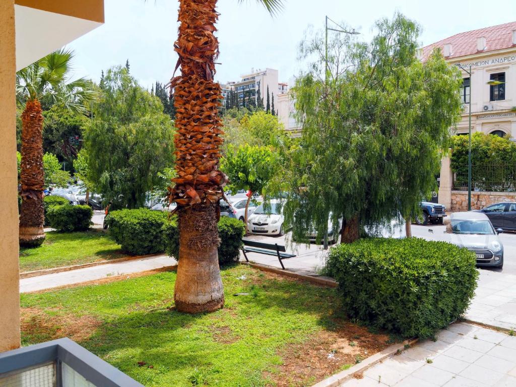 Athens White House - 9