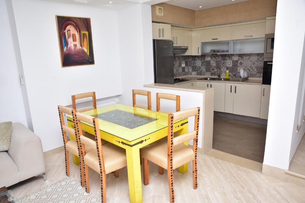 Kuchyň nebo kuchyňský kout v ubytování New appartement with à private pool