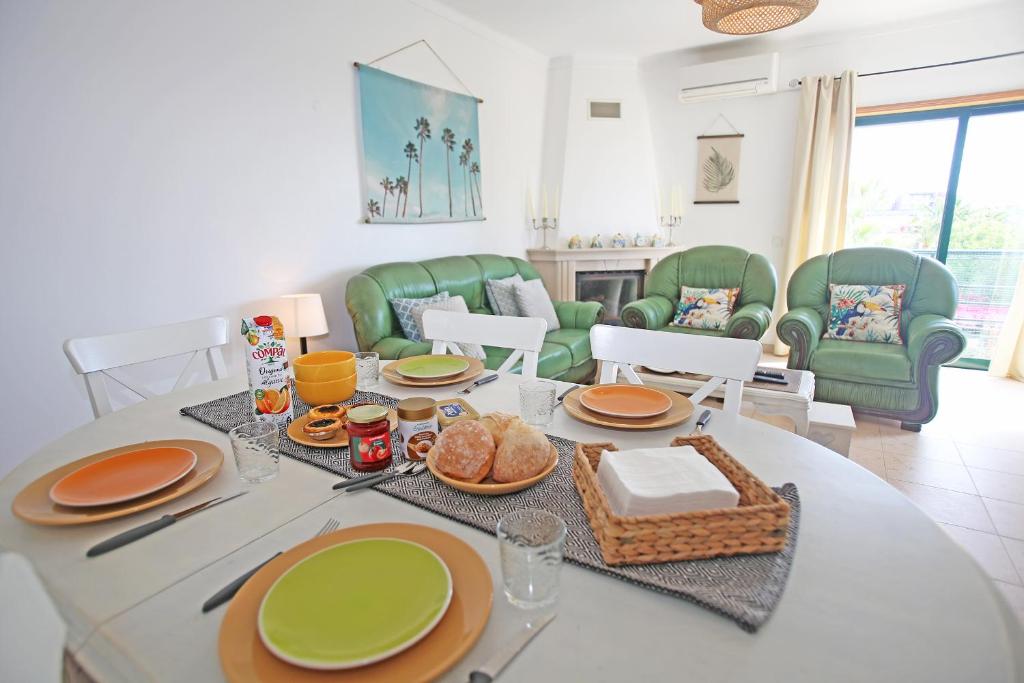 B105 - Zephyr Flat in Meia-Praia - 13