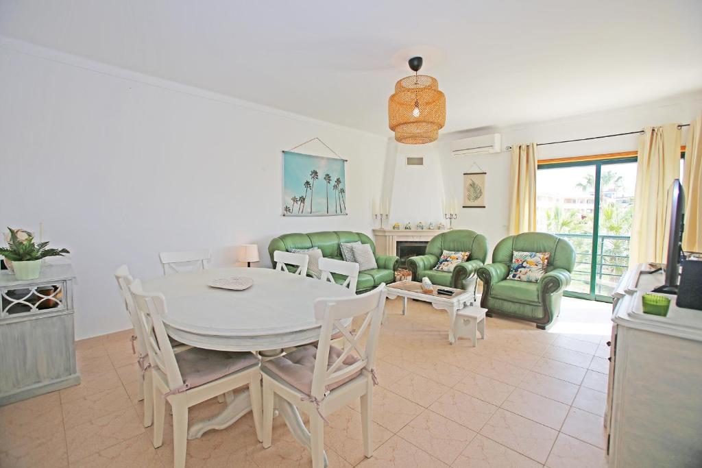 B105 - Zephyr Flat in Meia-Praia - 10