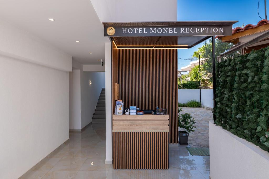 Certifikát, hodnocení, plakát nebo jiný dokument vystavený v ubytování Monel Hotel