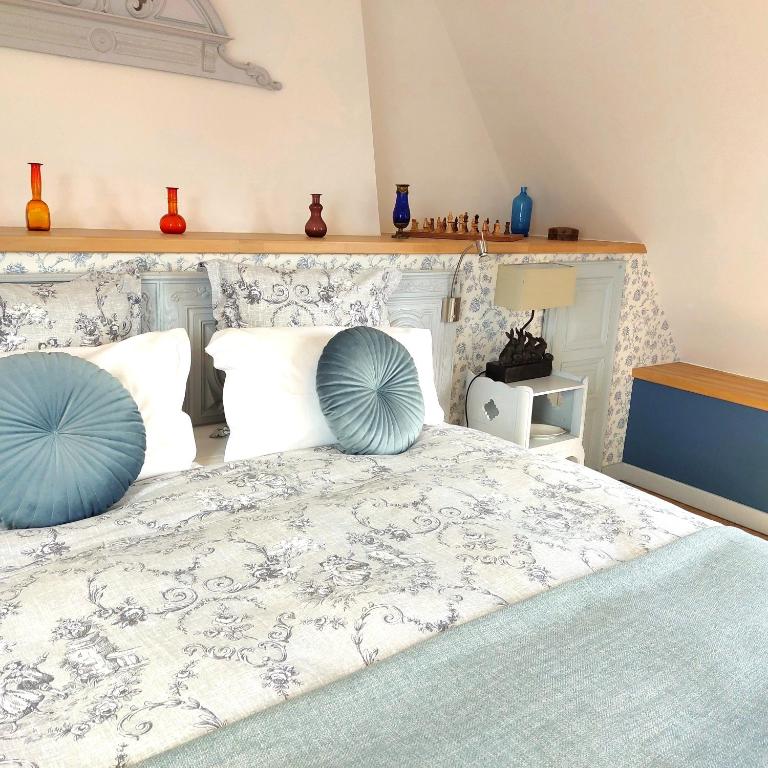 Kergroaz Maner Classé 5 épis Table d'Hôtes Manoir dans parc paysagé Jacuzzi en plein air Bornes véhicules électriques Petit déjeuner sucré salé inclus - 豪华王室