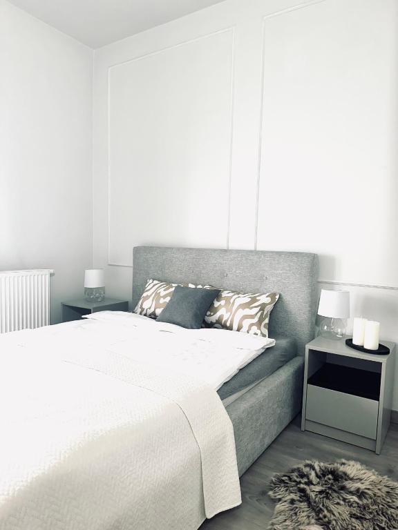 Małe Garbary 8 Apartment