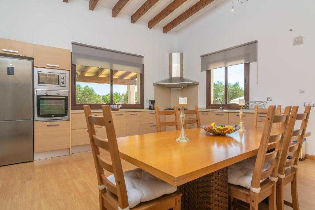 Kuchyň nebo kuchyňský kout v ubytování Villa Coira