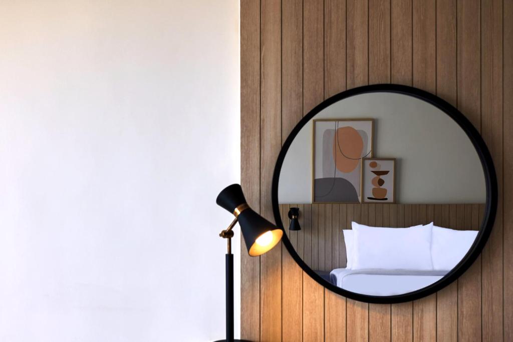 Postel nebo postele na pokoji v ubytování Marassi Boutique Hotel-Marina 2