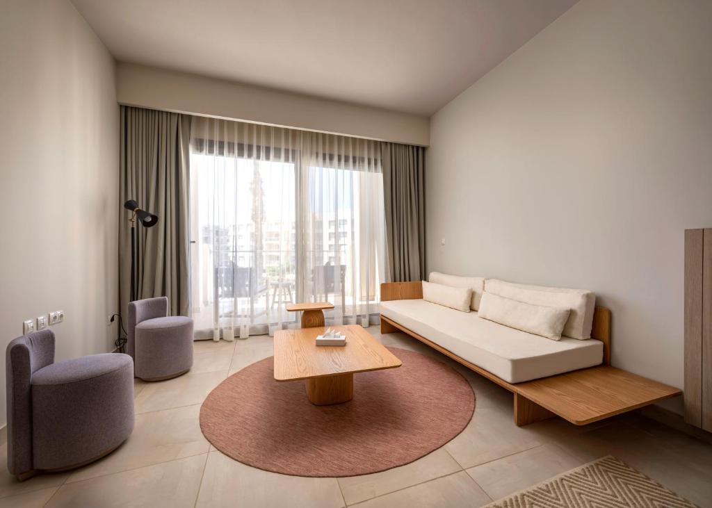 Posezení v ubytování Marassi Boutique Hotel-Marina 2