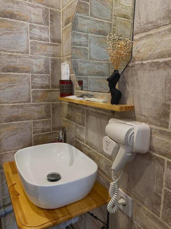 Ένα μπάνιο στο Mood Hotel Kazbegi