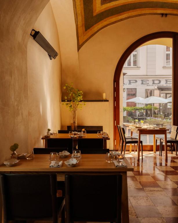 Hotel Pod Róza - Resim 41